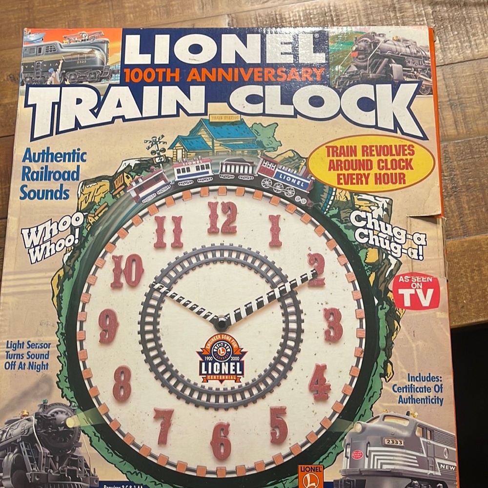 1999 Vintage Lionel 100th Anniversary Train Clock Revolving With Sounds